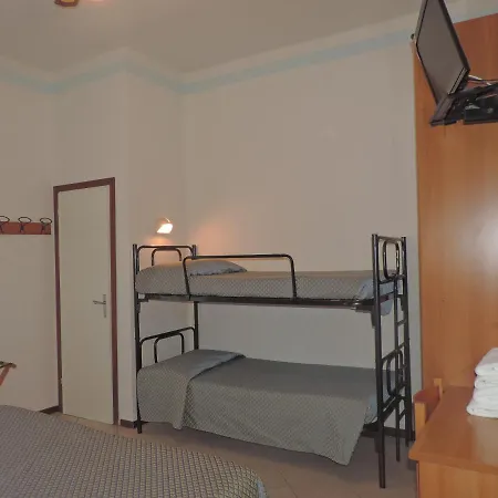 Hotell Liliana 2*